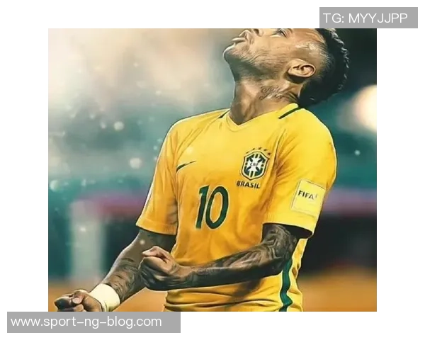 内马尔与父亲重温巴萨辉煌岁月感慨万千情深意重